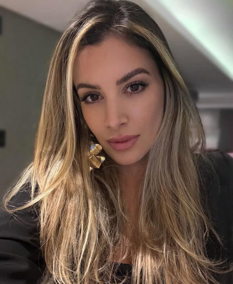  53958882  Maria, 40 ,    Milan