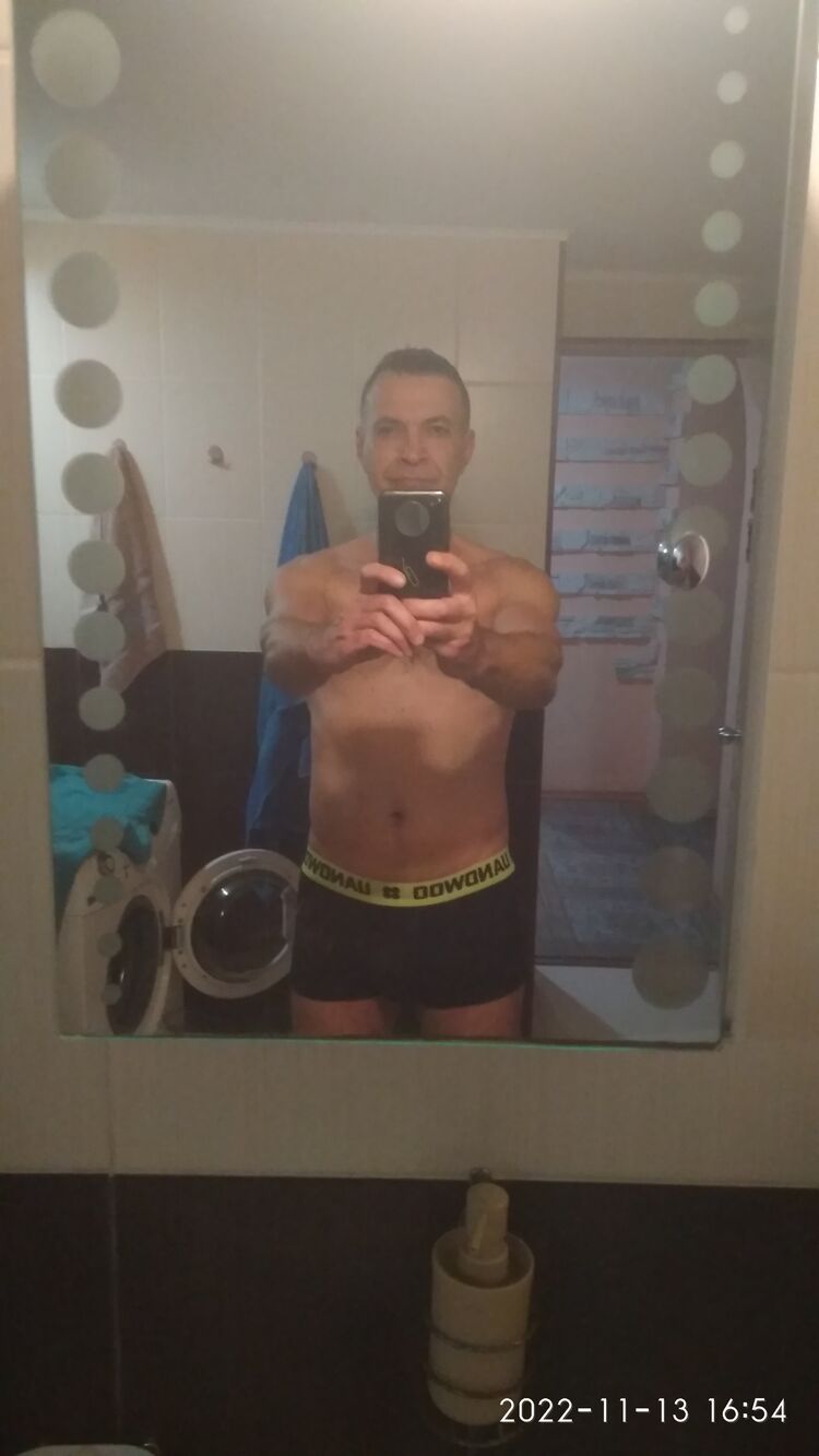  30628692  , 52 ,    