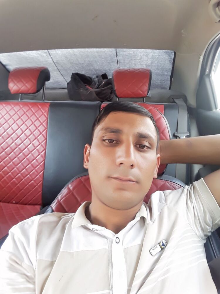  24380572  Oybek, 35 ,    