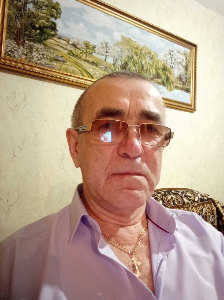  40503652  , 74 ,    