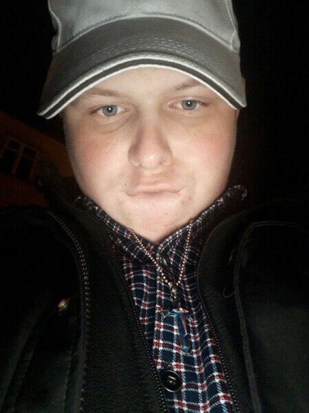  30024152  Kirill, 22 ,    