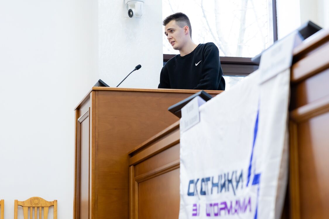 50400922  Yaroslav, 25 ,    