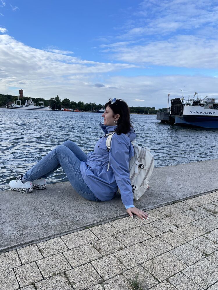  ,   Krysia, 37 ,   c , 