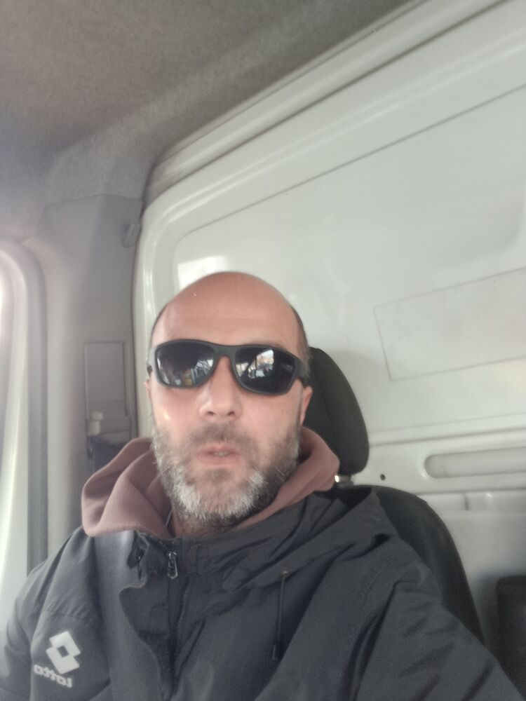 ���� 56253532 ������� Gigi, 42 ����, ���� ���������� � �������