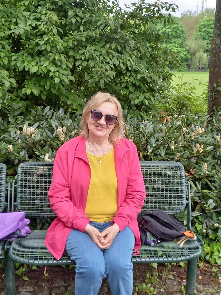  ,   Ludmila, 70 ,   ,   