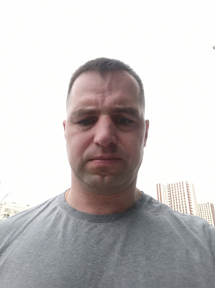  ,   Dima, 44 ,   ,   , c , 