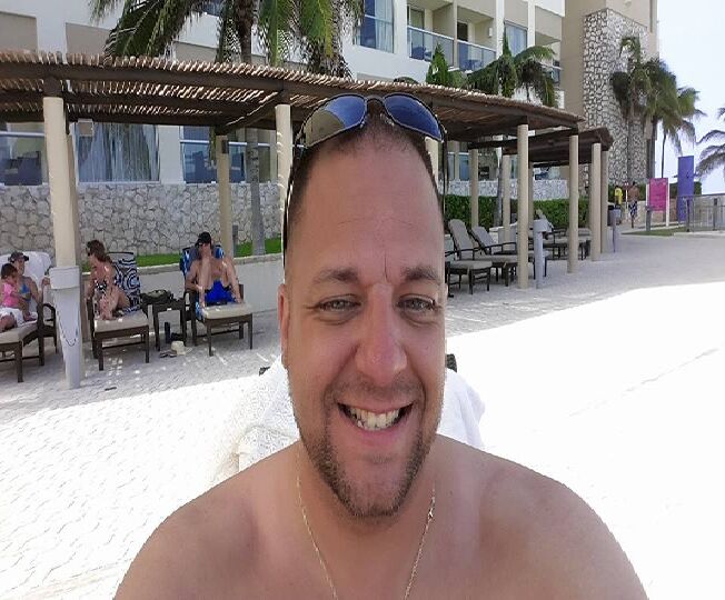  ,   Roberte, 55 ,   ,   