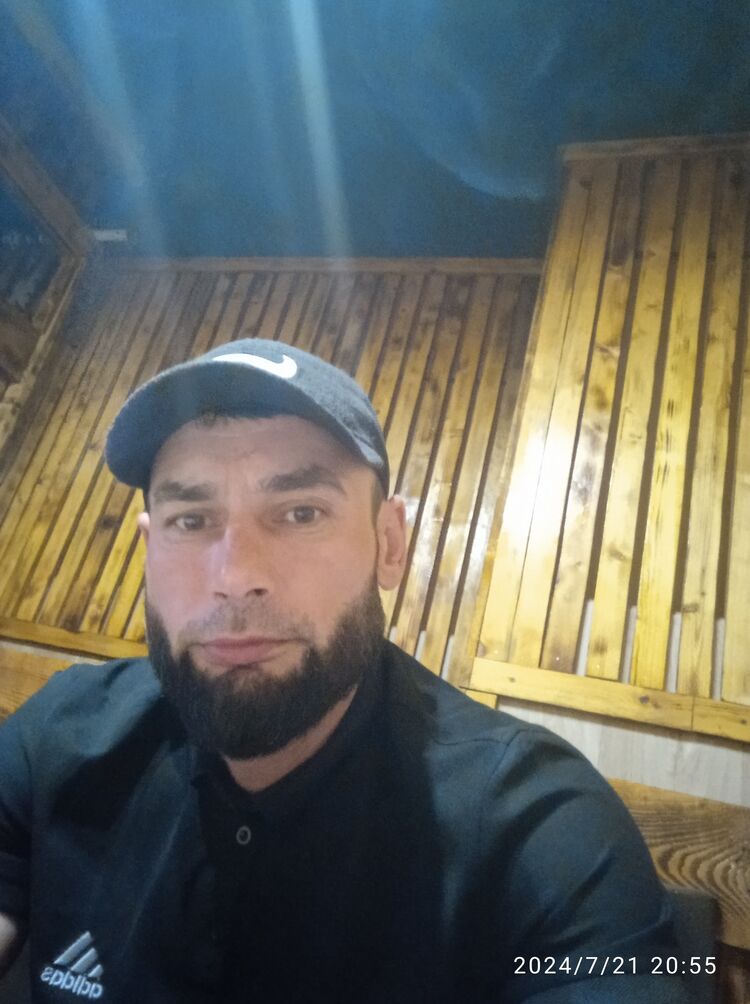 44833682  , 38 ,    