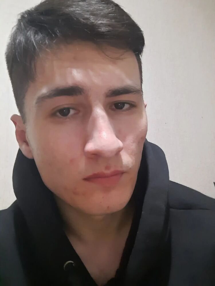  53432552  Timur, 25 ,    