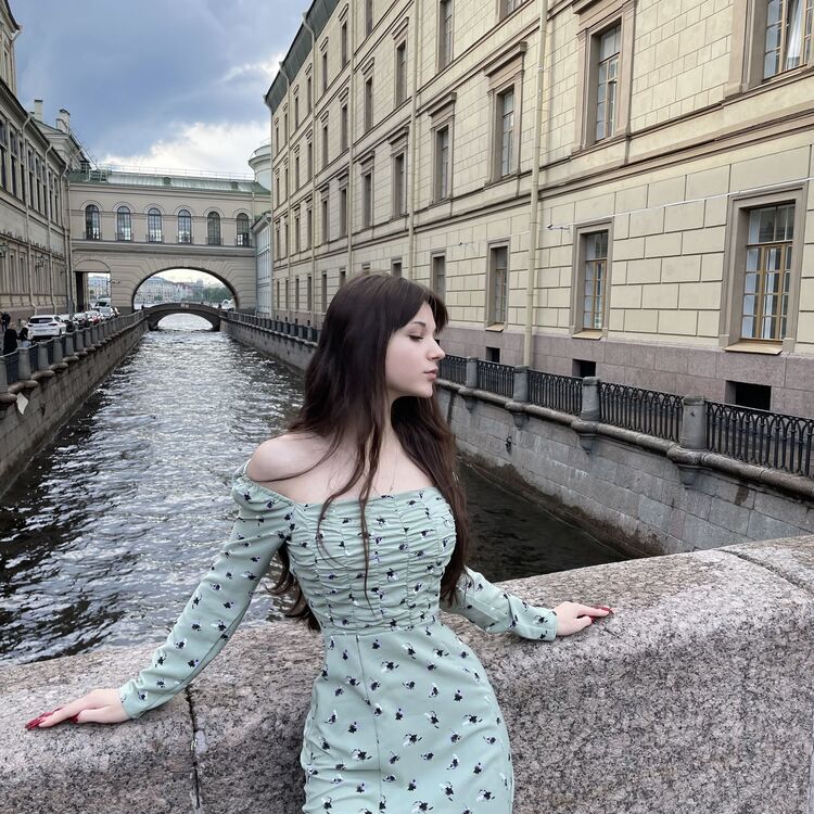  -,   Ksenia, 21 ,   ,   