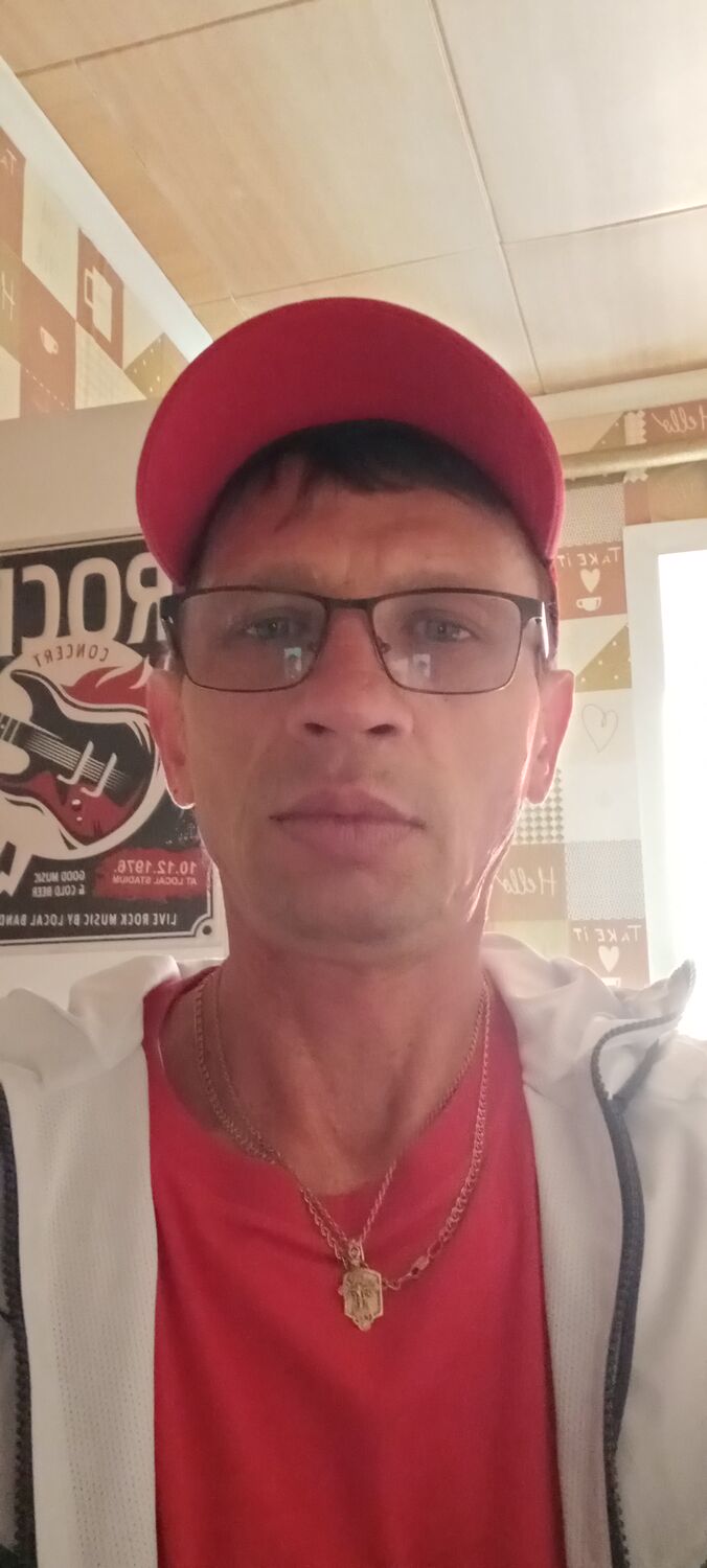  28833472  Oleg, 51 ,    