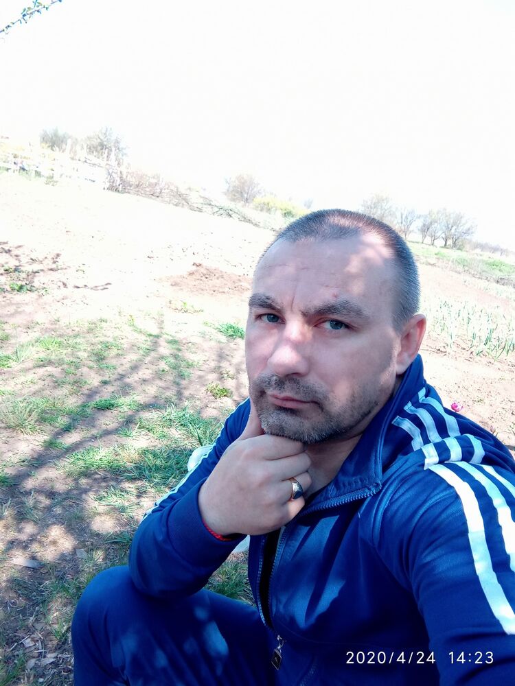  28794252  Vitaly, 41 ,    