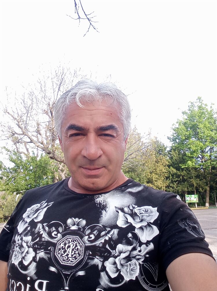  22823152  Ikrommuslim, 56 ,    