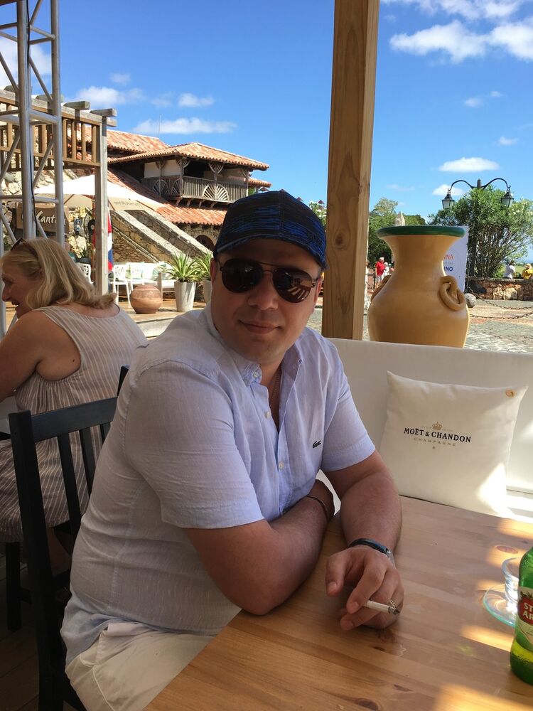 ���� 11428082 ������� � M, 41 ���, ���� ���������� � ������