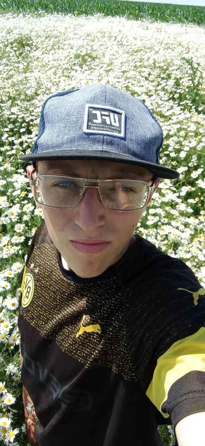  ,   EVGENIJ, 23 ,   ,   , 