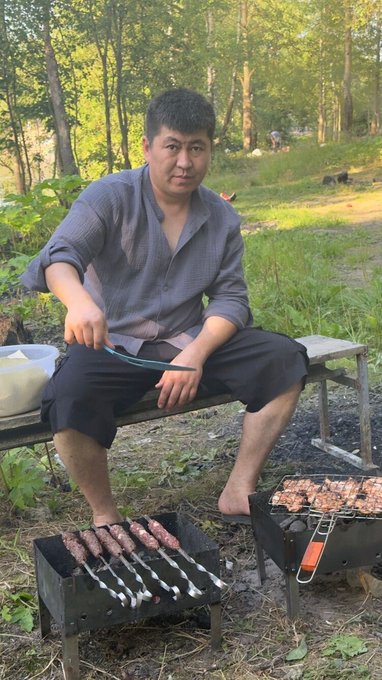  52574982  Altynbek, 33 ,    