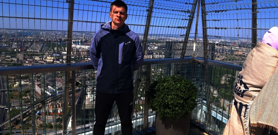  28431572  , 24 ,    -