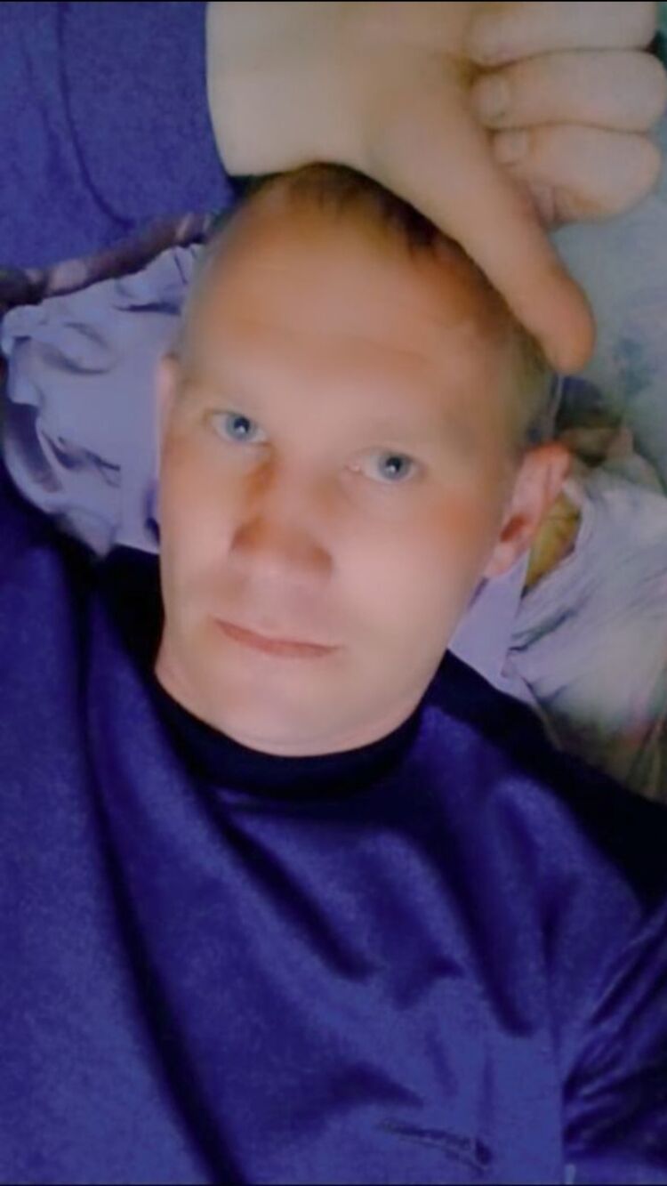  52085082  , 37 ,    