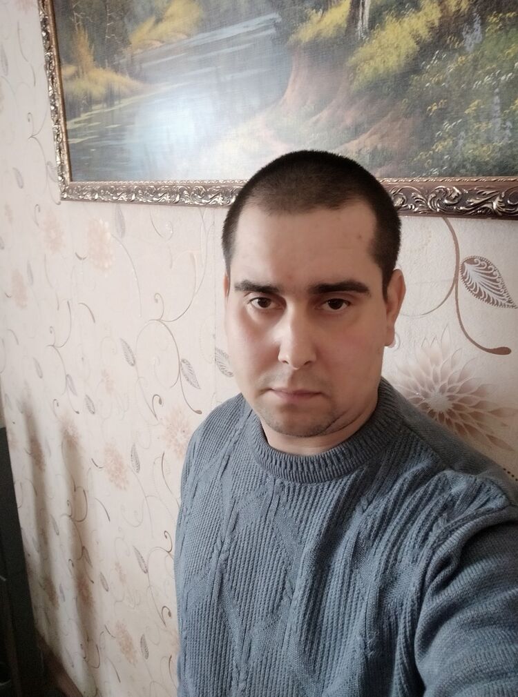  18696342  , 33 ,    
