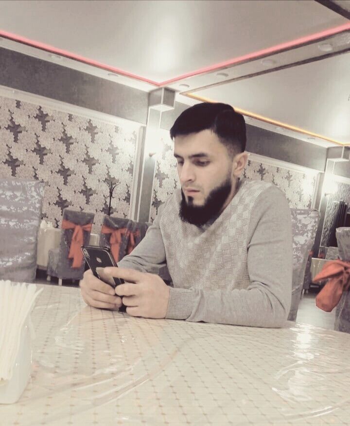  32483052  Imran, 29 ,    