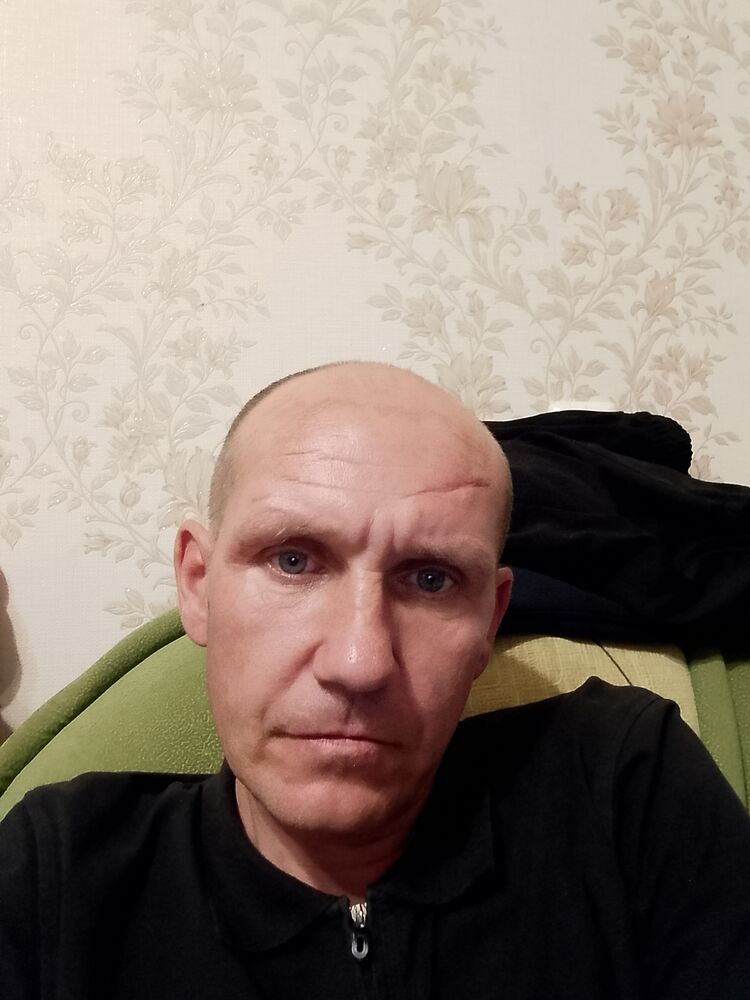  48032552  , 44 ,    
