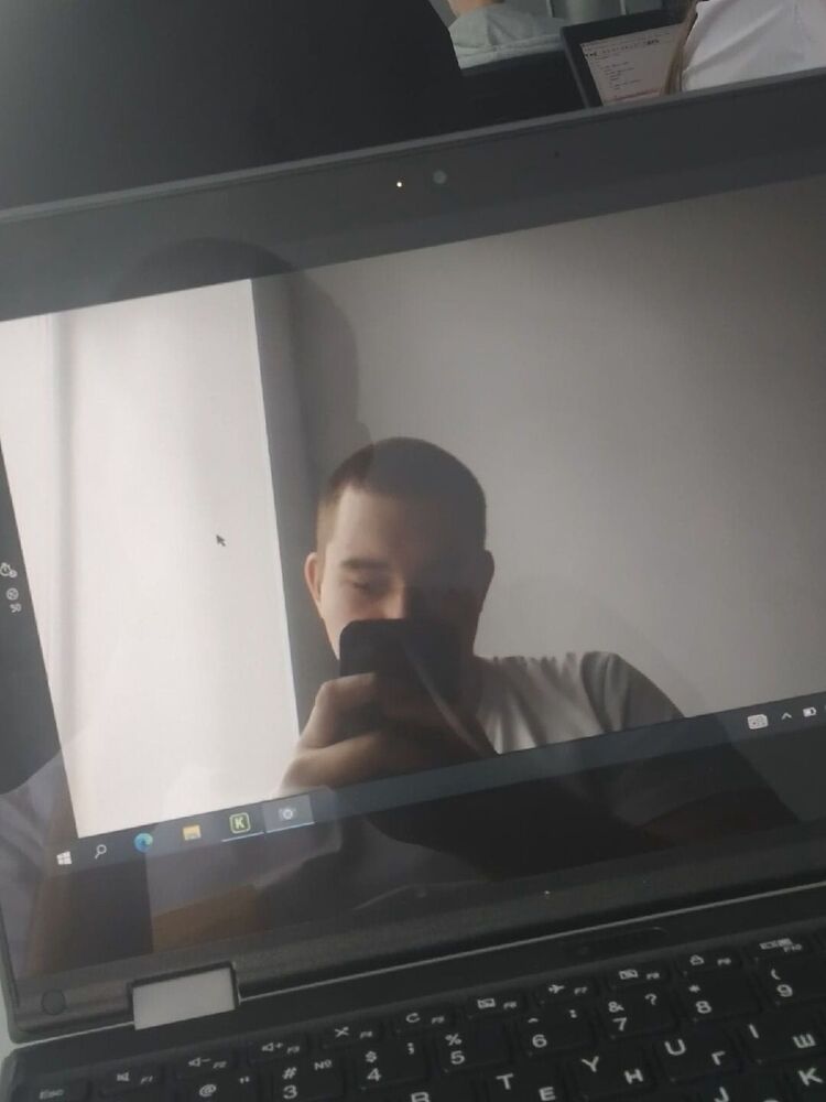  28137812  , 21 ,    