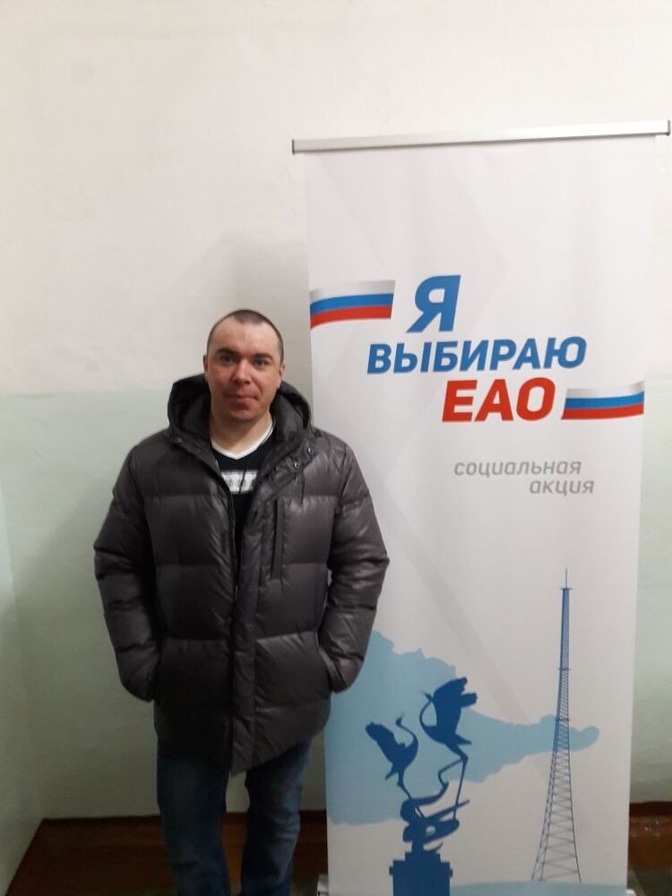  27670322  Vitalya, 42 ,     
