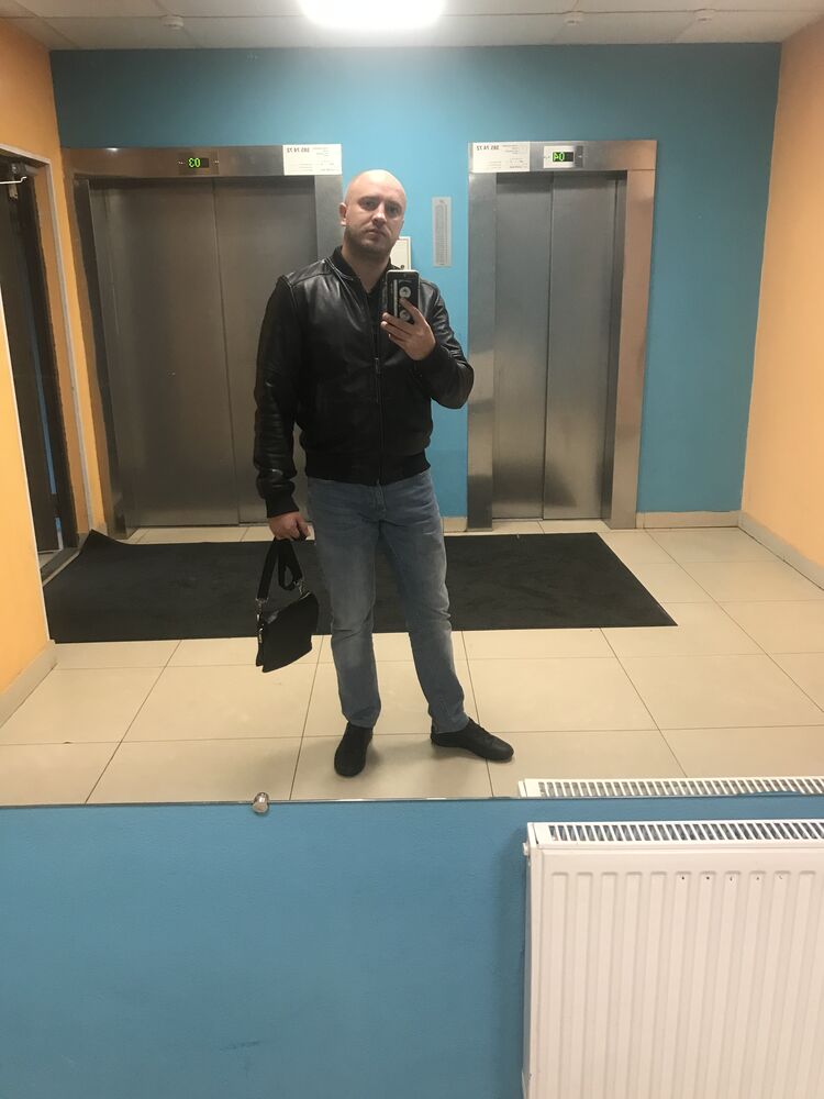  43167672  , 36 ,    -