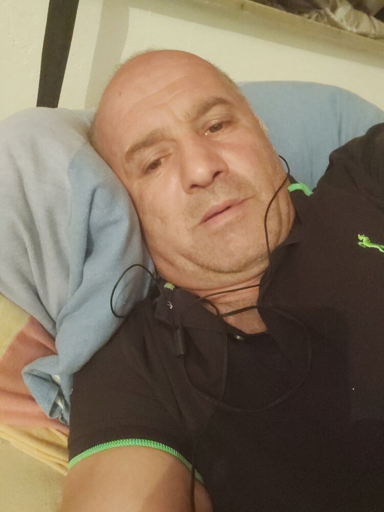  38237592  , 52 ,    