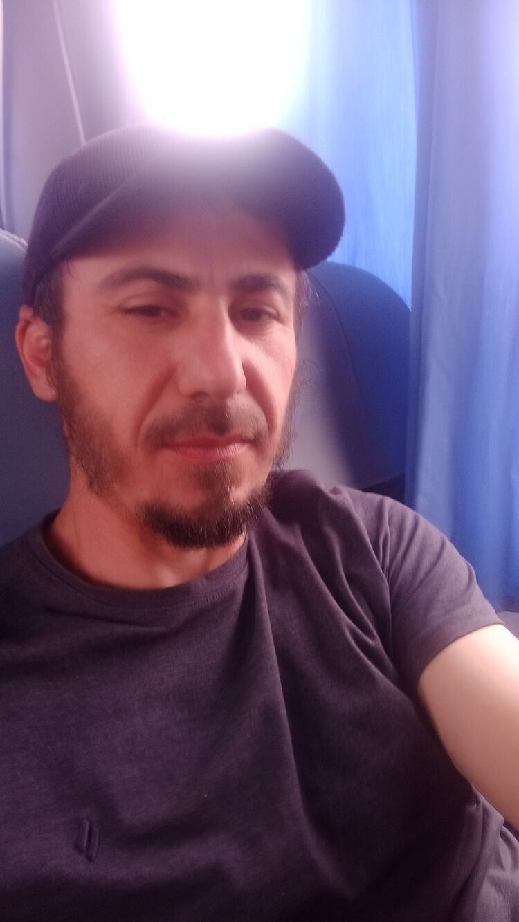  51948032  , 40 ,    