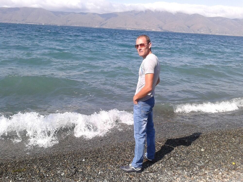  ,   Fido, 37 ,   ,   , c 