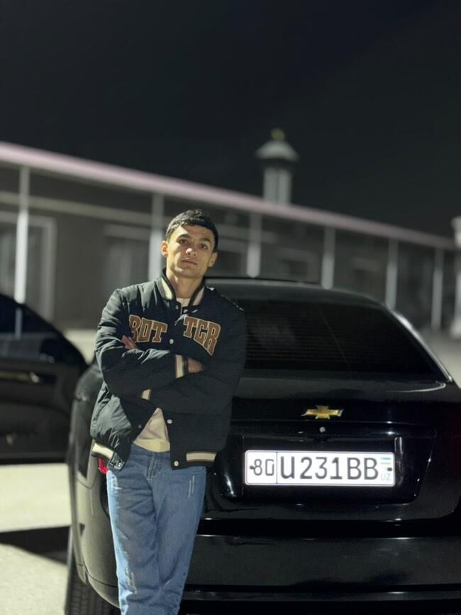   ,   Otikjan, 21 ,   ,   