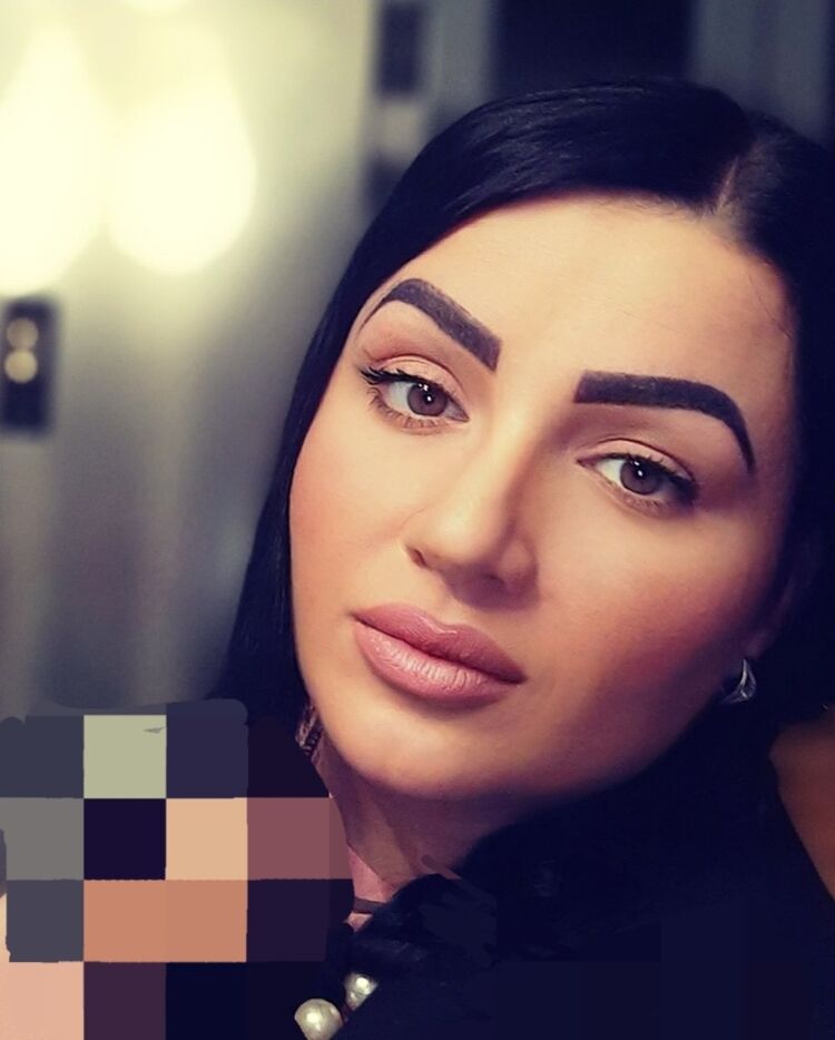  --,   , 44 ,     , c 