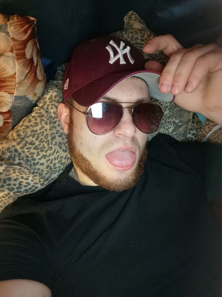  46910332  DEANISUS, 27 ,    
