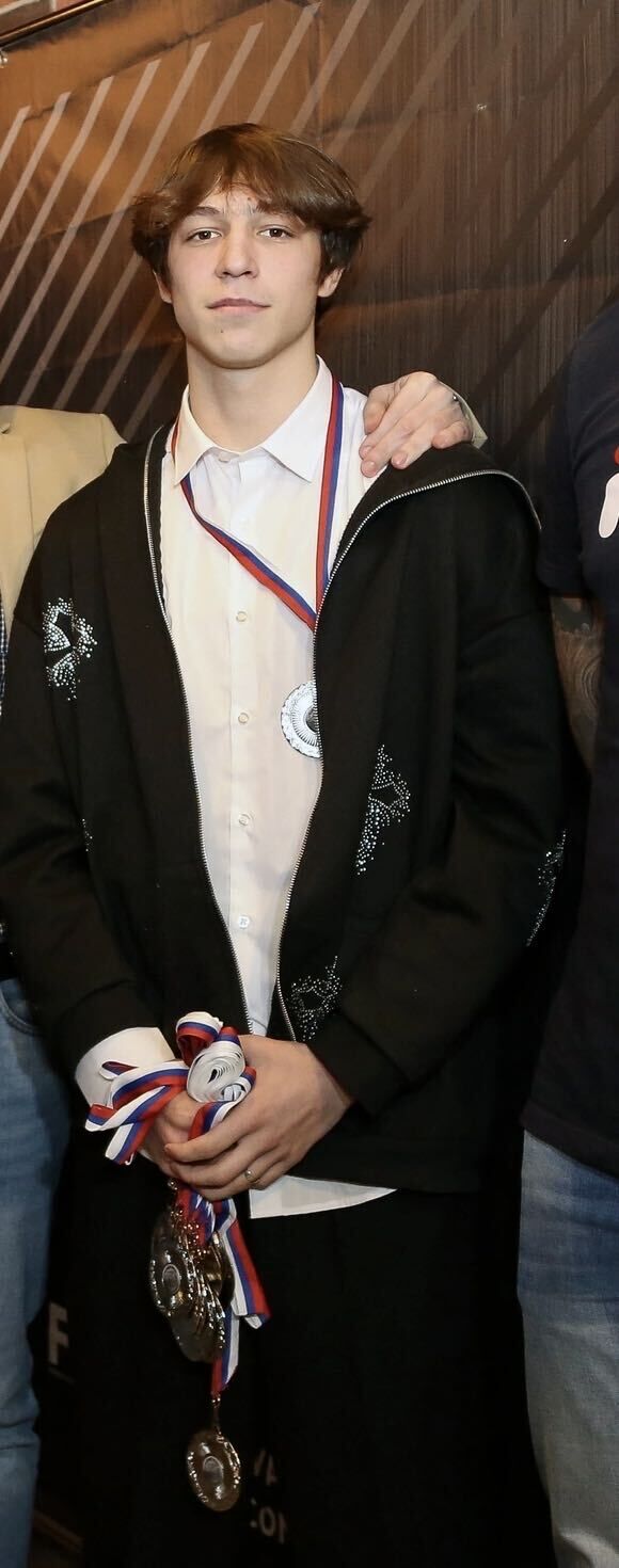  ,   , 19 ,   ,   
