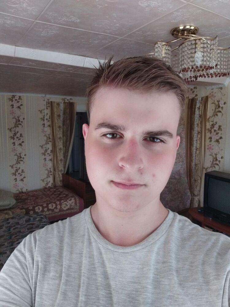  53039752  , 19 ,    