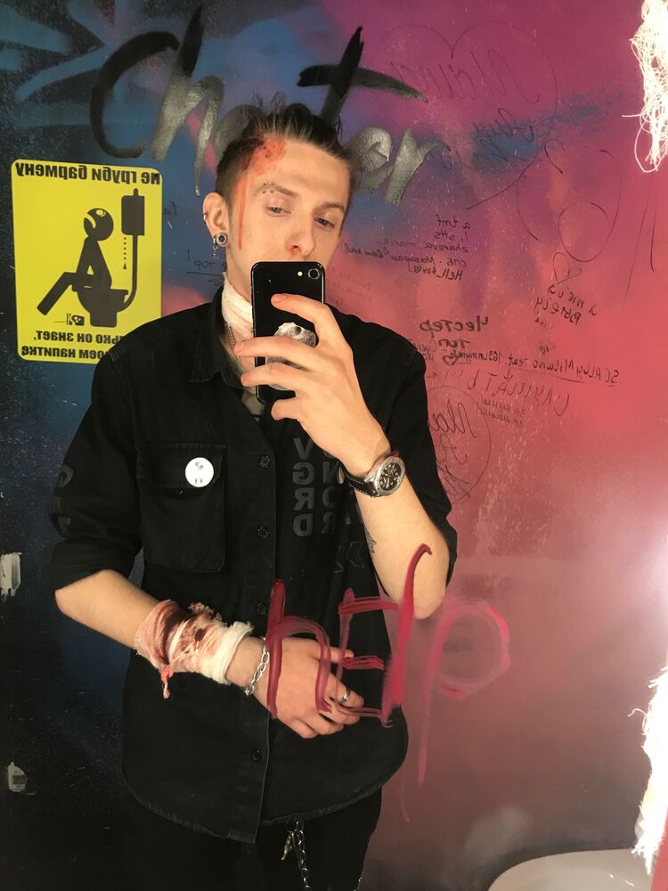  38930412  , 20 ,    