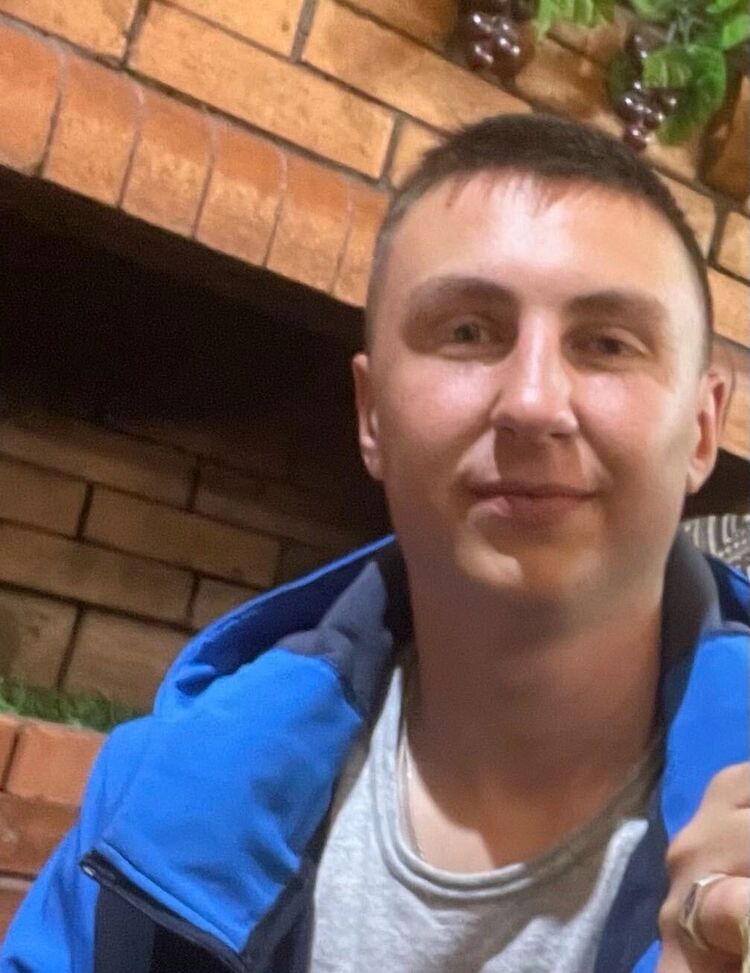  48618552  , 23 ,    --
