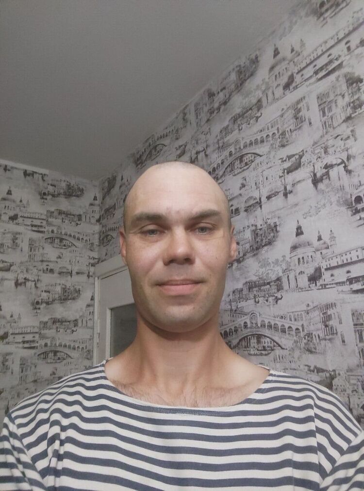  22948962  , 40 ,    