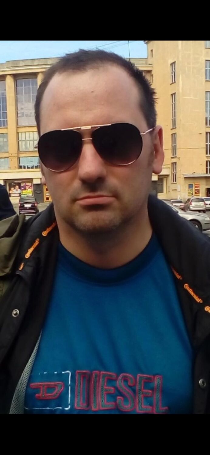  -,   Vladimir, 42 ,   ,   , 