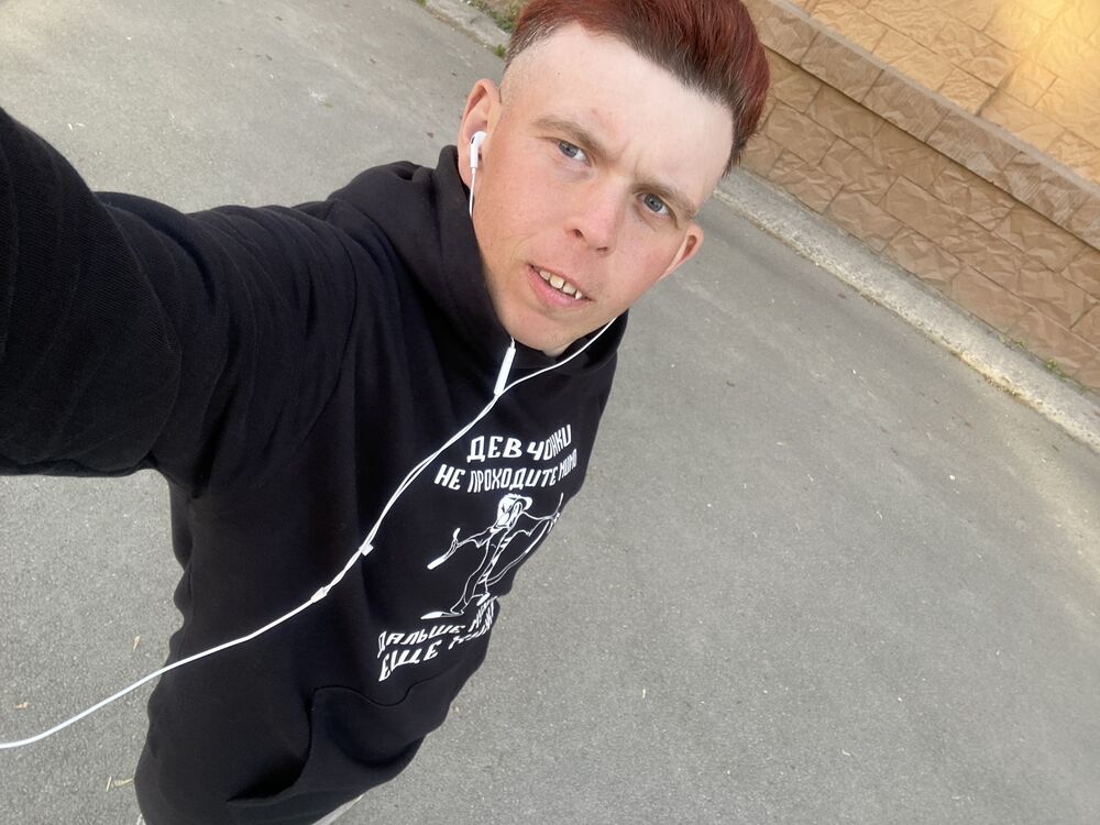  ,   Mikhail, 26 ,   ,   