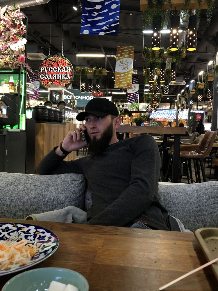  39881132  ISLAM, 29 ,    