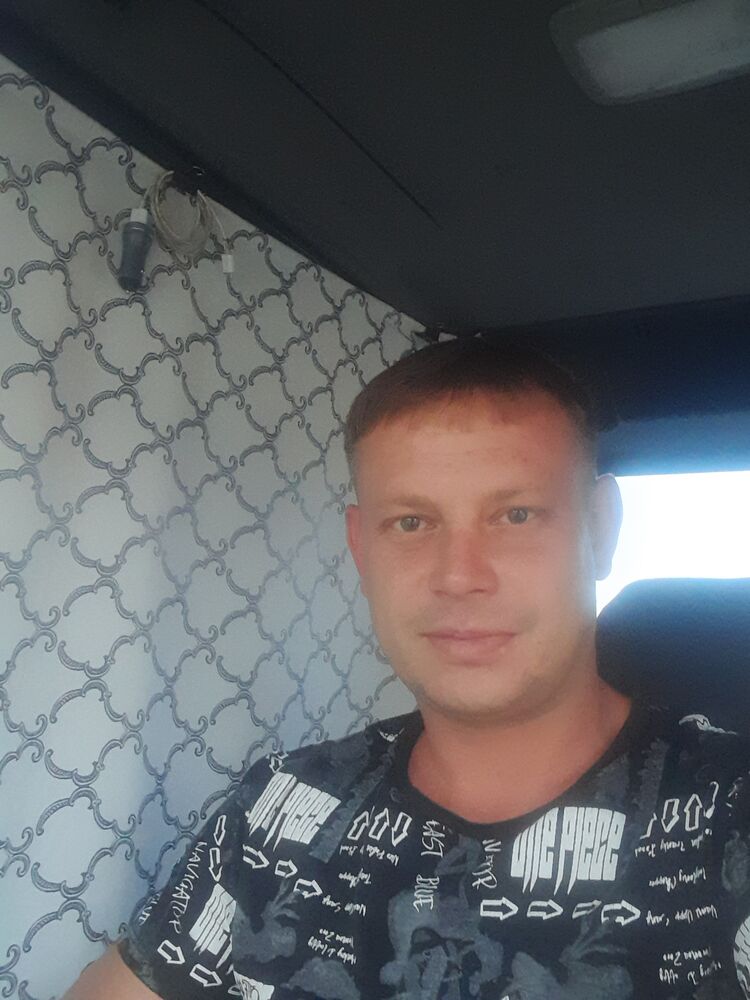  47364142  , 37 ,    