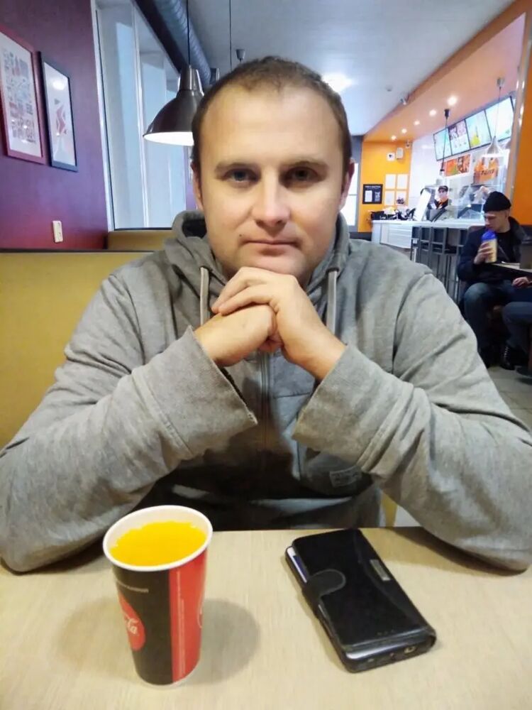  ,   Igor, 37 ,   ,   , c 