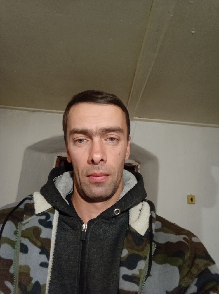  30644562  , 42 ,    