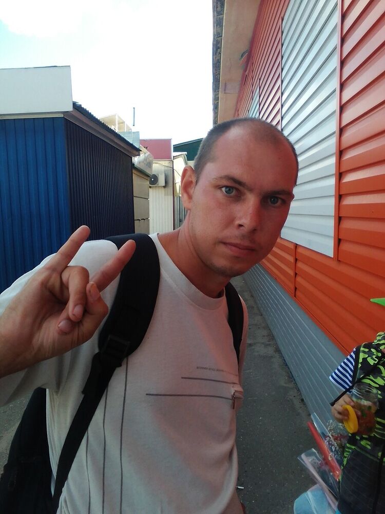  20108932  , 35 ,    