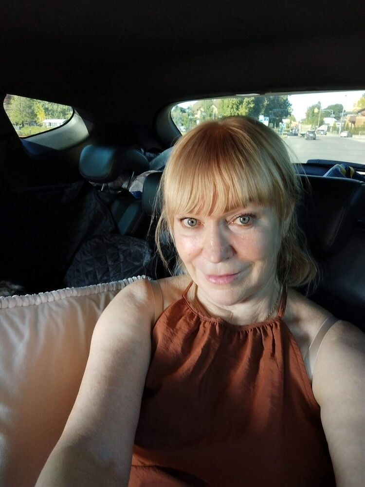  ,   Lana, 60 ,   c 