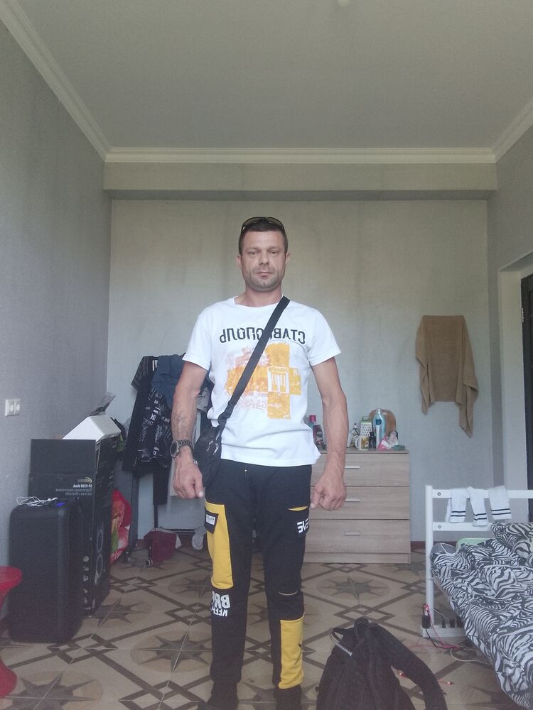  46955862  , 41 ,    