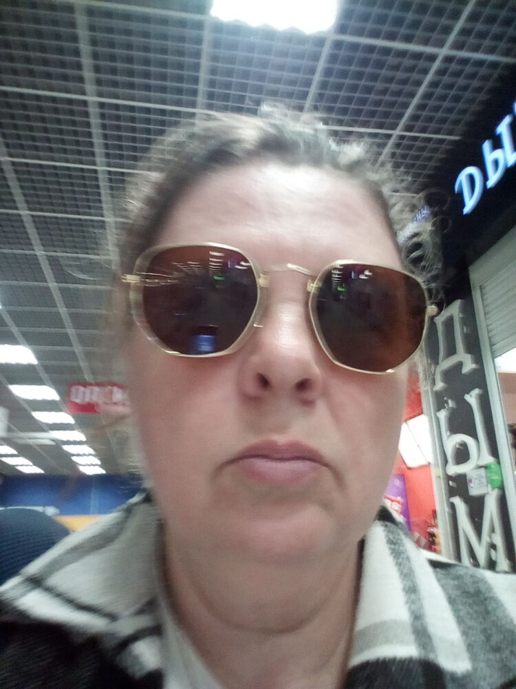  51391032  Liza, 51 ,    