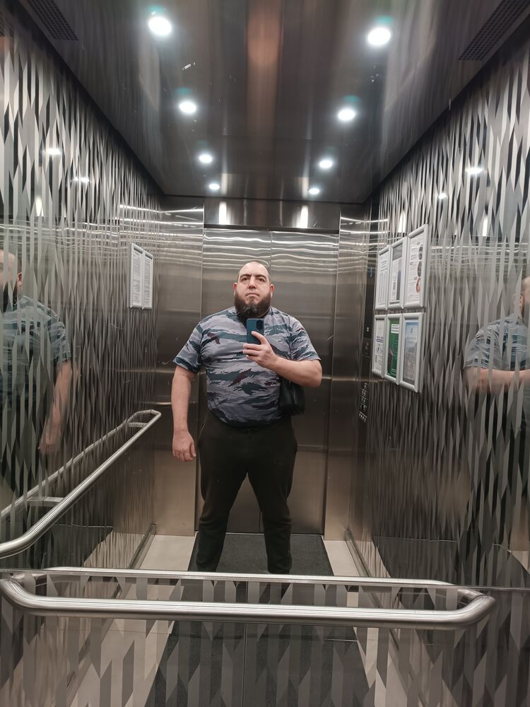  49624352  , 44 ,    